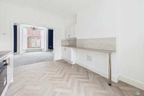 3 bedroom terraced house to rent, Acton Road, Wirral CH42