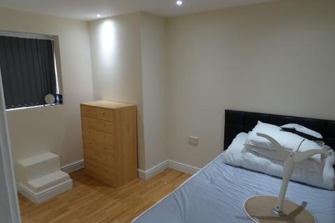 undefined, Bayswater Mount, Leeds LS8