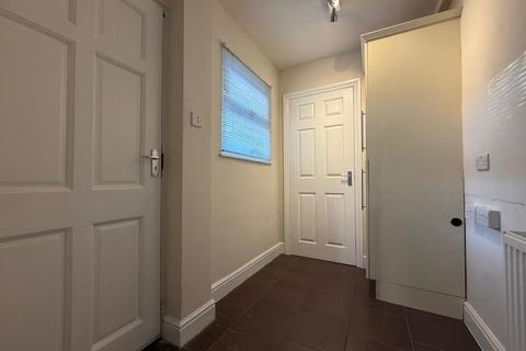 2 bedroom terraced house to rent, Bonchurch Street, Woodgate, LE3