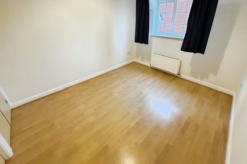undefined, Larch Close, Canterbury CT3