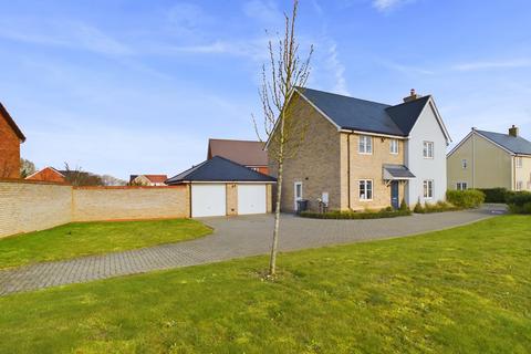 4 bedroom detached house for sale, Selion Way, Elmswell IP30