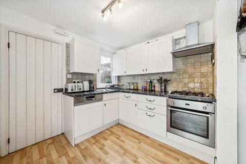 1 bedroom flat to rent, Dornton Road, London SW12