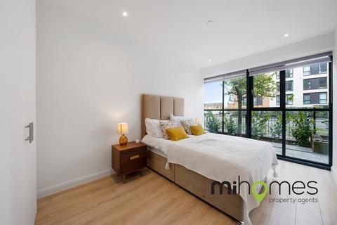 2 bedroom apartment to rent, Chesterfield House, Slough