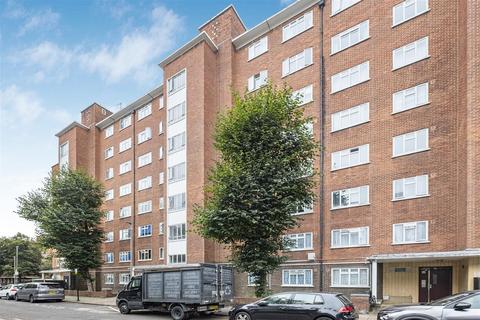 2 bedroom flat to rent, Rawson Street, London SW11