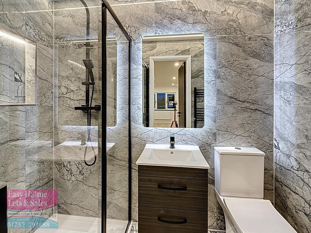 Master Bedroom/En-suite