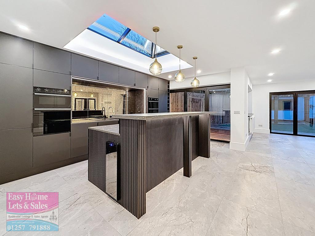 Kitchen/Living