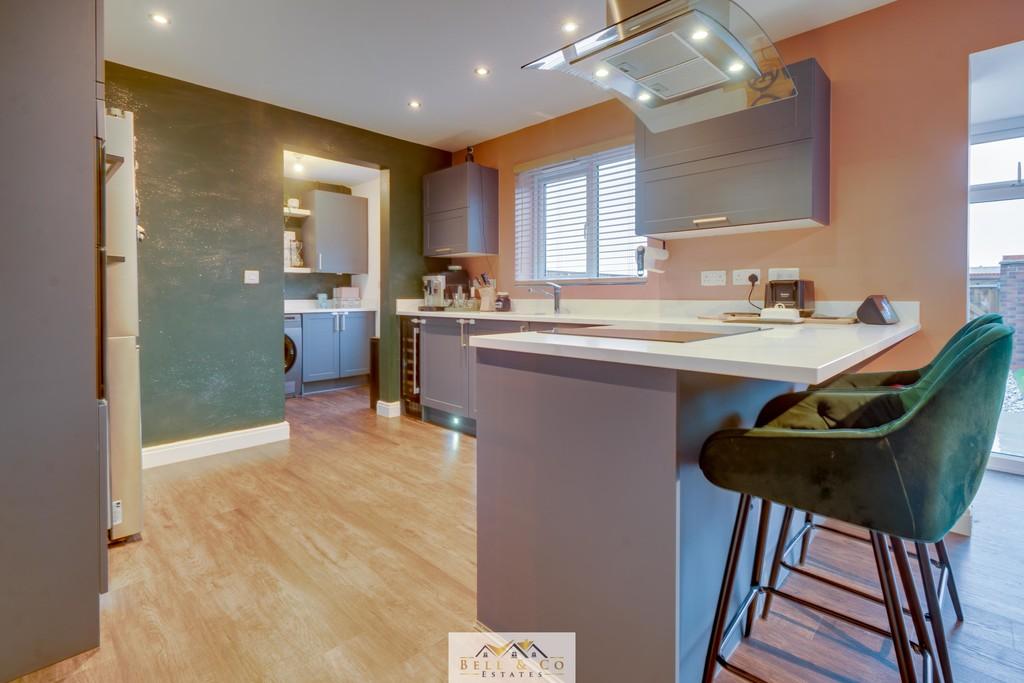Kitchen Diner  3
