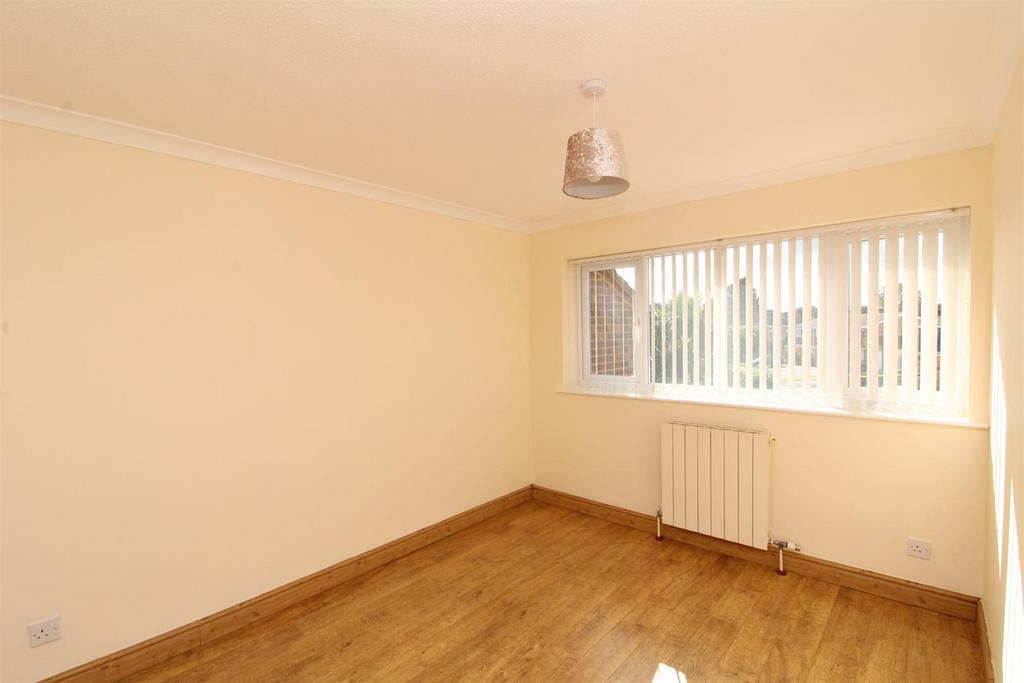 Bedroom 1.JPG