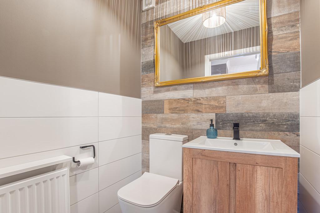 Bathroom1