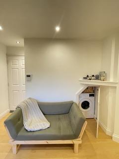 1 bedroom apartment to rent, at Manchester, 2 69, Fortss Road NW5