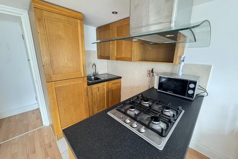 undefined, at Manchester, 6 69, Fortess Road NW5