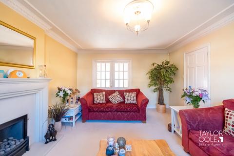 4 bedroom detached house for sale, Sorrel Drive, Kingsbury