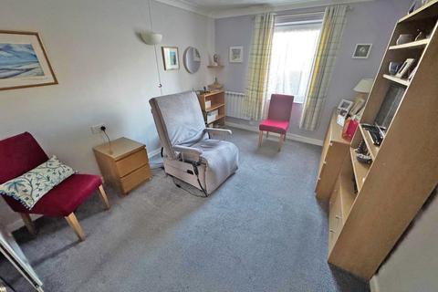 2 bedroom ground floor flat for sale, Homehaven Court, Shoreham-by-Sea BN43
