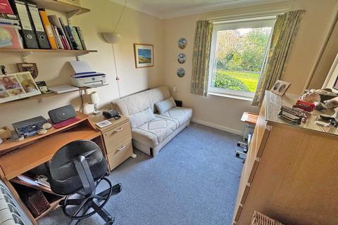 2 bedroom ground floor flat for sale, Homehaven Court, Shoreham-by-Sea BN43