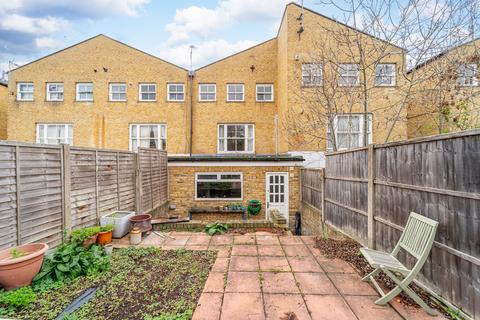 4 bedroom terraced house for sale, Shrubland Road, Hackney, London, E8