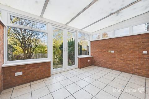 undefined, Lark Rise, Uttoxeter