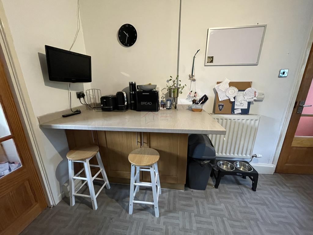 Kitchen c.JPG