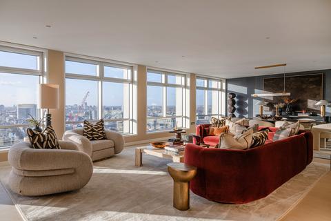 3 bedroom apartment for sale, Centre Point Residences, St. Giles WC1