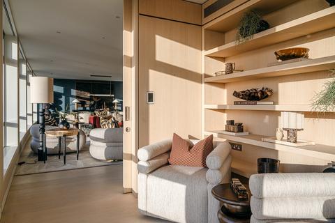 3 bedroom apartment for sale, Centre Point Residences, St. Giles WC1