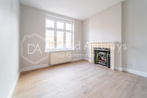 undefined, Glendale Avenue, Wood Green, London