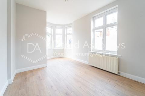 undefined, Glendale Avenue, Wood Green, London