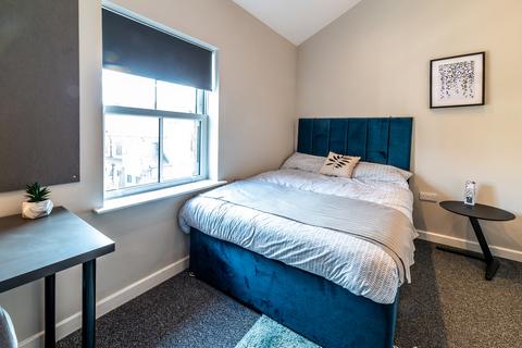 3 bedroom apartment to rent, The Maze, North Sherwood Street, Nottingham