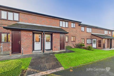 2 bedroom flat for sale, Winchester Court, Stafford