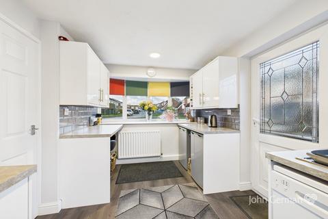 3 bedroom semi-detached house for sale, Priorylands, Stretton