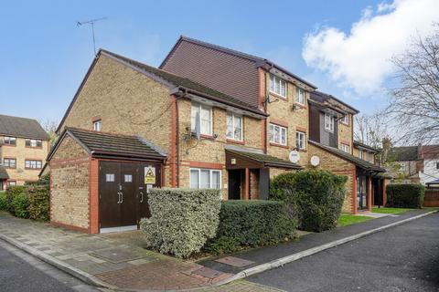 1 bedroom flat for sale, Cygnet Close, London