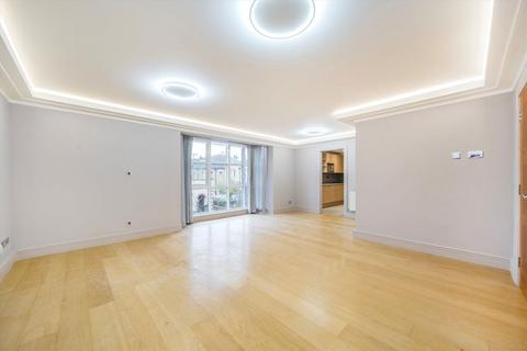 2 bedroom flat to rent, Oriel Drive, London SW13