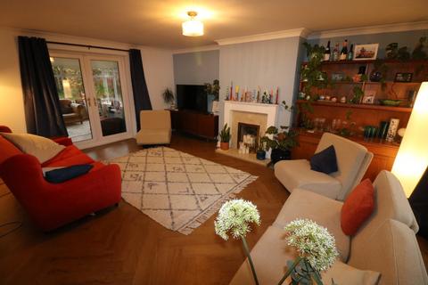 4 bedroom detached house to rent, Appleton Court, North Cave, Brough