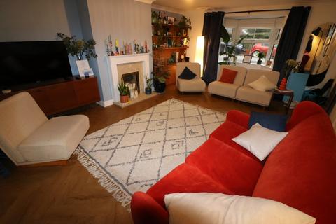 4 bedroom detached house to rent, Appleton Court, North Cave, Brough