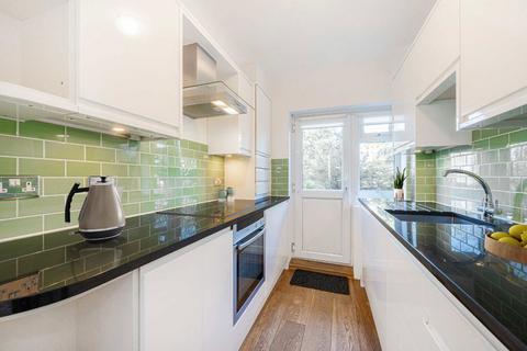 undefined, Park Road, Kingston Upon Thames KT1