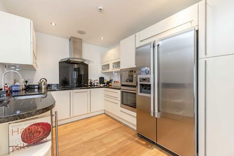 2 bedroom flat to rent, Nevern Place, London SW5