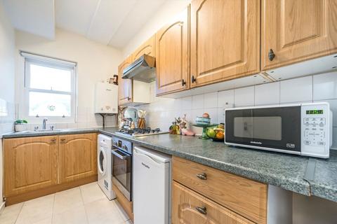 1 bedroom flat to rent, Pembridge Gardens, London W2