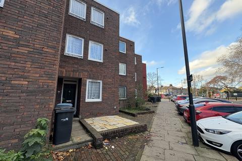 undefined, Silver Street, London N18