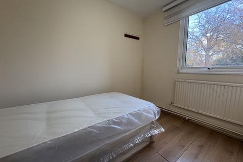 undefined, Silver Street, London N18