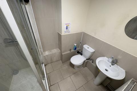 undefined, Silver Street, London N18