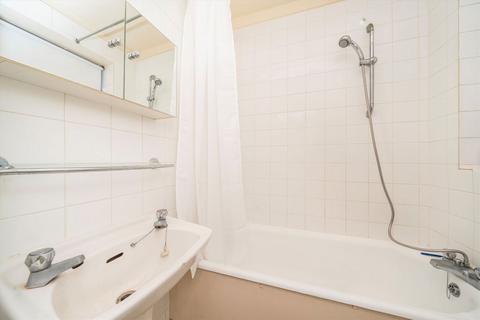undefined, Shepherds Bush Road, London W6