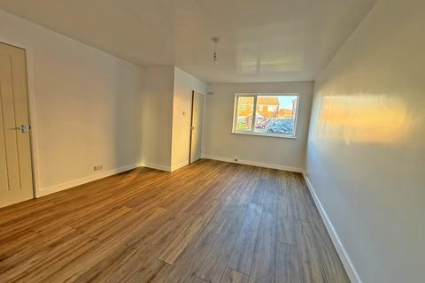 3 bedroom semi-detached house for sale, Shire Close, Scarborough YO11