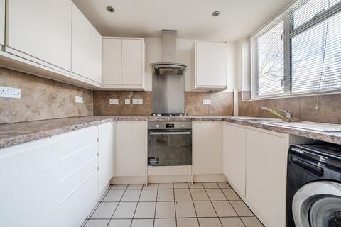 4 bedroom terraced house for sale, Dunston Road, Battersea, London, SW11