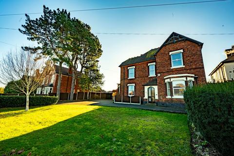 5 bedroom detached house for sale, Greenheath Road, Cannock WS12
