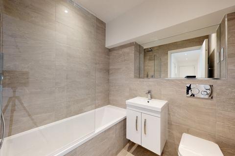 1 bedroom flat to rent, Riverbank Way