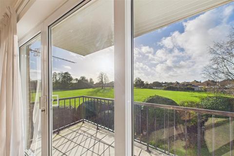 undefined, Hawthorn Close, Chichester