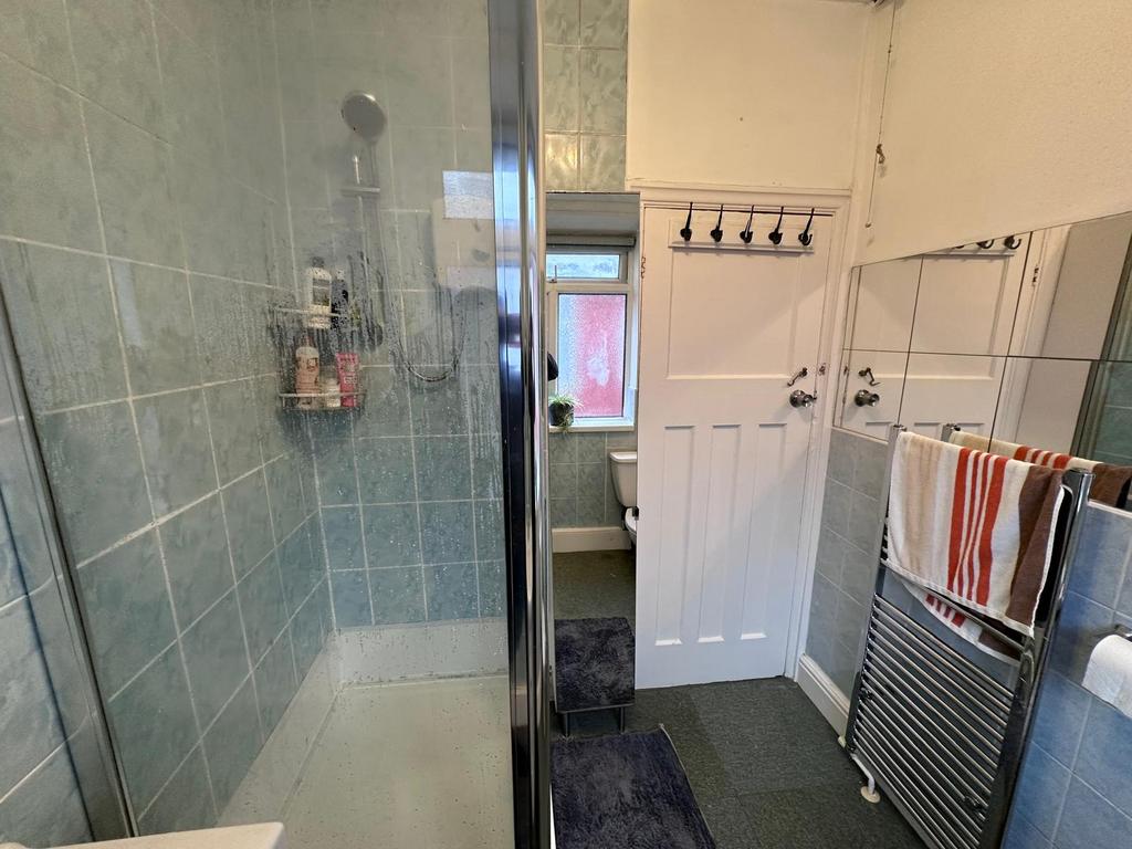 Family Bathroom w/c