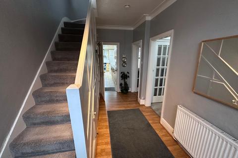 4 bedroom semi-detached house for sale, Woodlands Road, Manchester M8