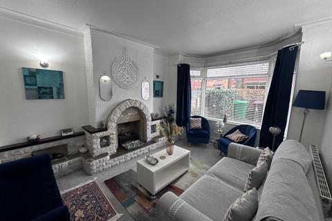 4 bedroom semi-detached house for sale, Woodlands Road, Manchester M8