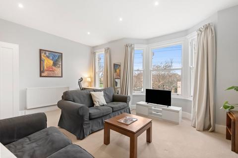 2 bedroom flat to rent, Queensmill Road, London