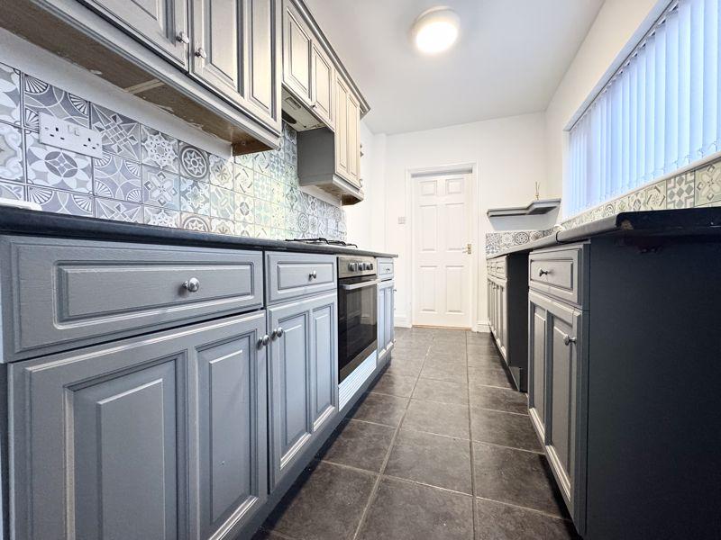 Kitchen alt view