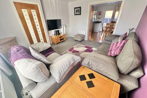 undefined, Lambourne Close, Great Sutton